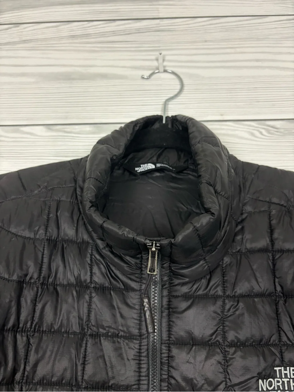 The North Face Men’s Black ThermoBall Trekker jacket size large